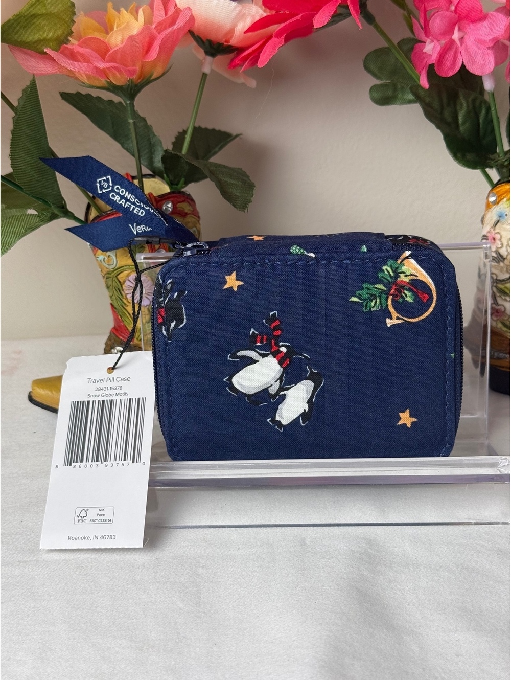 NWT Vera Bradley Snow Globe Motifs Travel Pill Case Retired pattern - LAST ONE!
